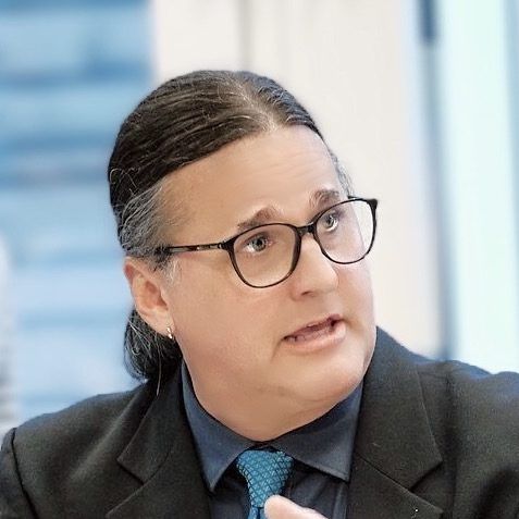 Picture of Chris Kremidas-Courtney