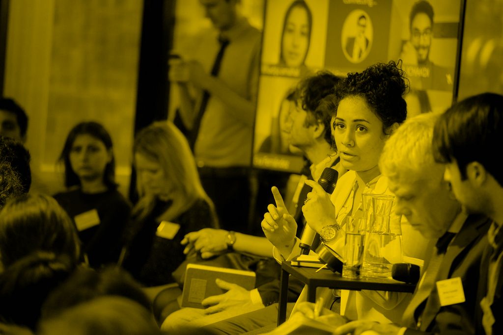 Pioneering virtual exchange: building bridges between youth in the digital era
