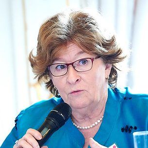 Photo of Louise Arbour