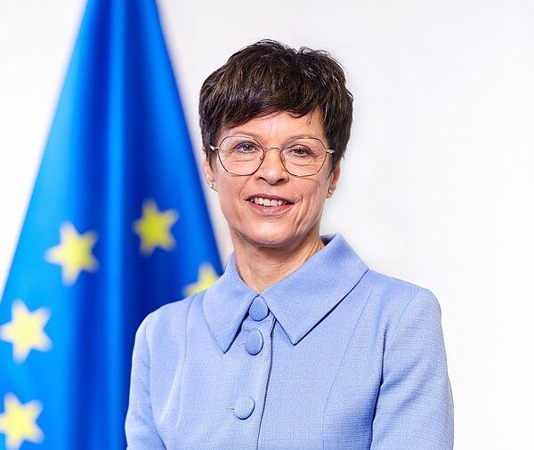 Marta Kos