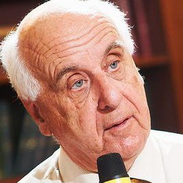 Picture of Etienne Davignon