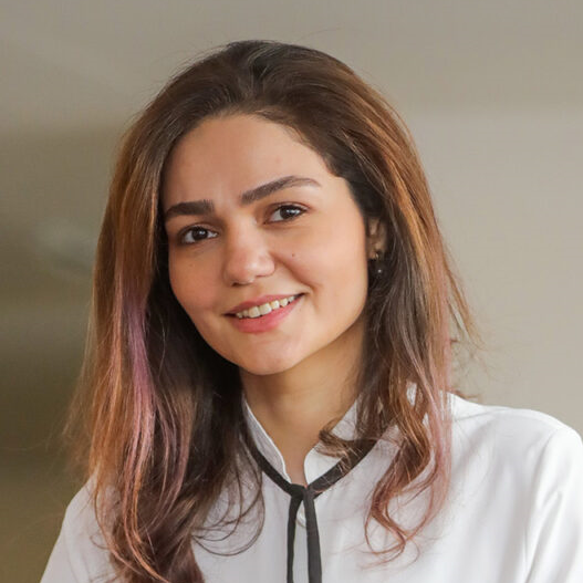 Photo of Tahereh Pazouki