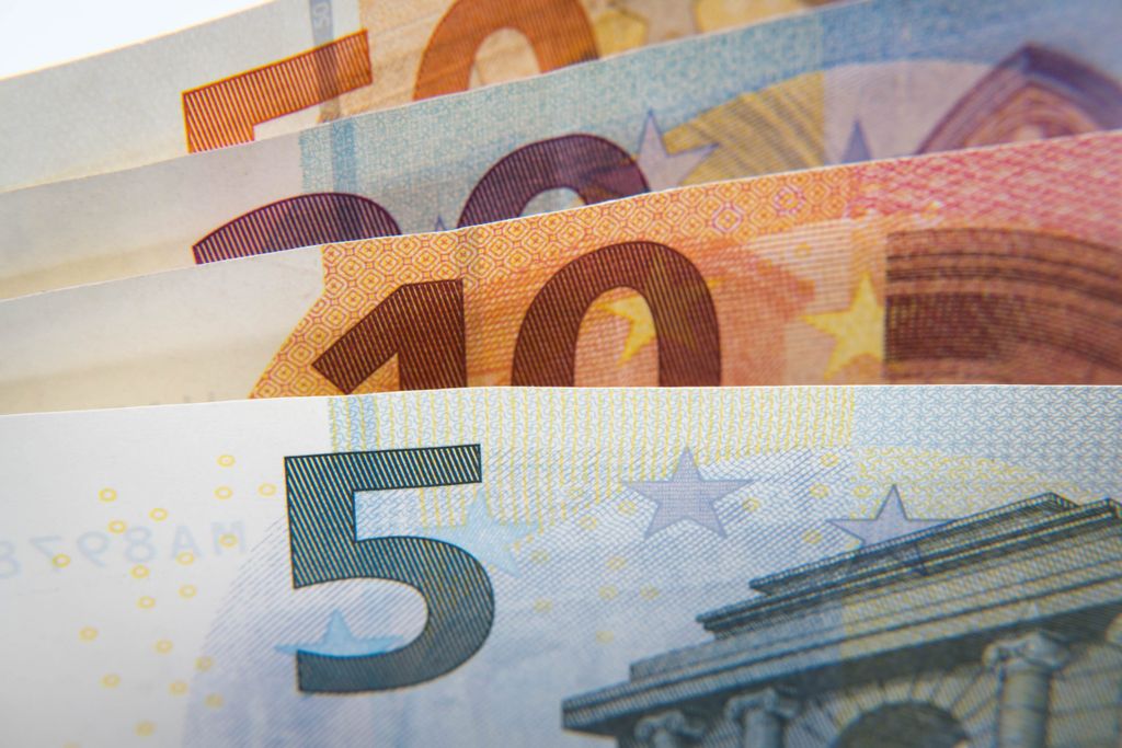 Friends of Europe Frankly Speaking The EU's zig-zag road towards stronger financial markets 2026